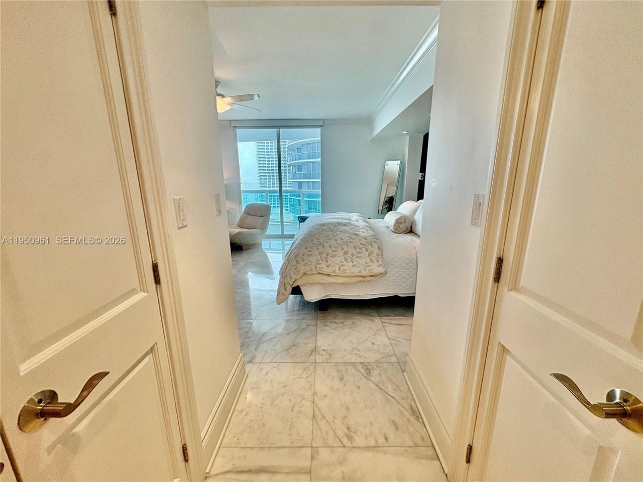 1800 N Bayshore Dr, Unit 1801, Miami, FL 33132 Photo
