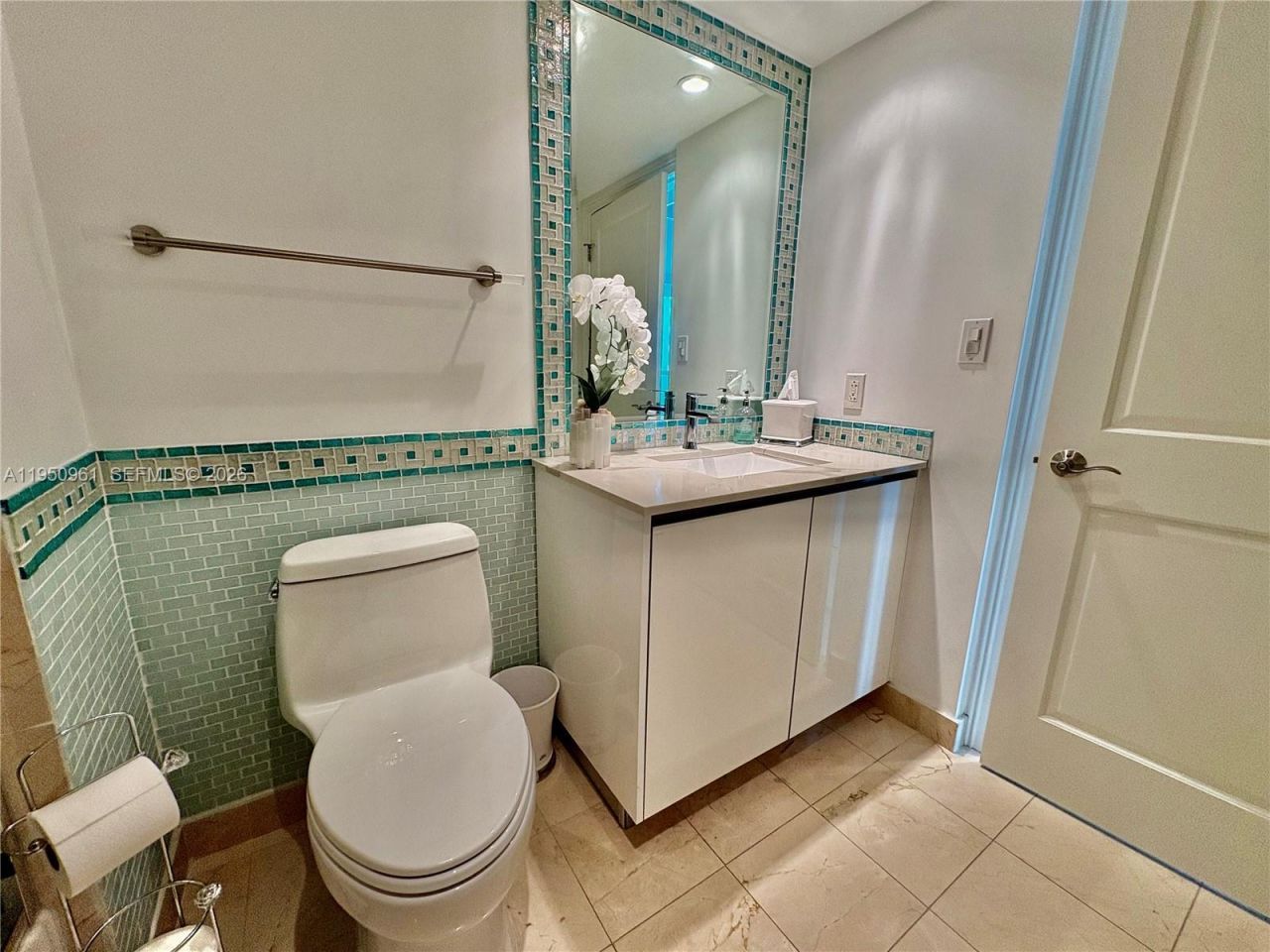 1800 N Bayshore Dr, Unit 1801, Miami, FL 33132 Photo