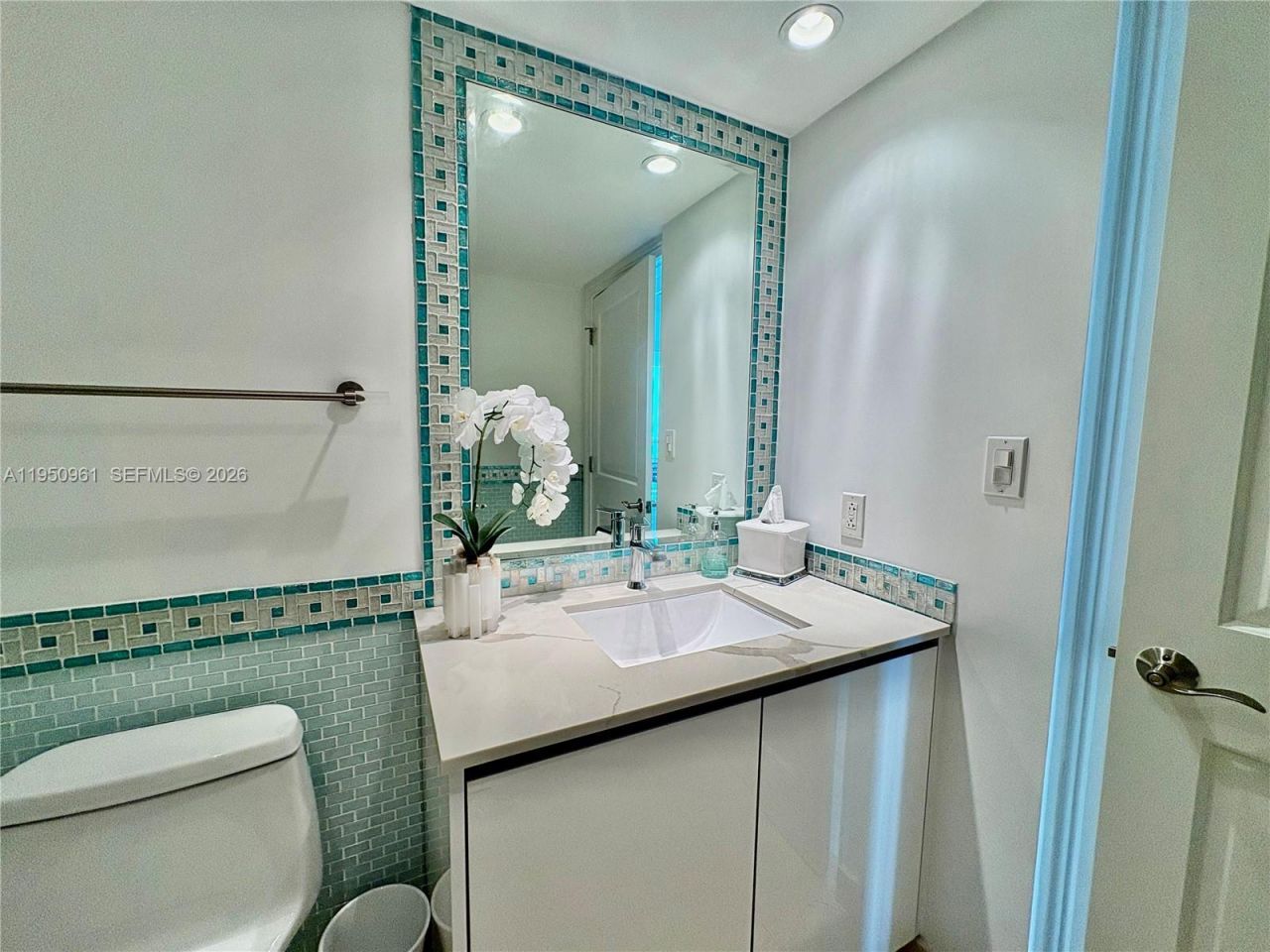 1800 N Bayshore Dr, Unit 1801, Miami, FL 33132 Photo