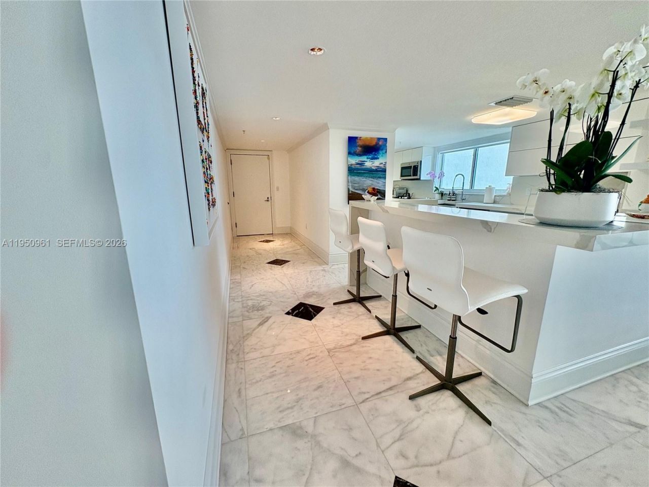 1800 N Bayshore Dr, Unit 1801, Miami, FL 33132 Photo