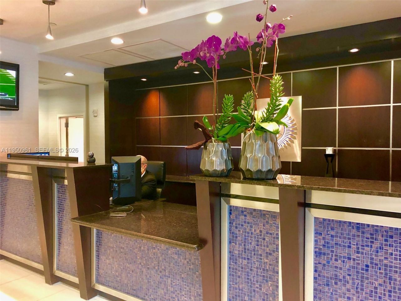 1800 N Bayshore Dr, Unit 1801, Miami, FL 33132 Photo