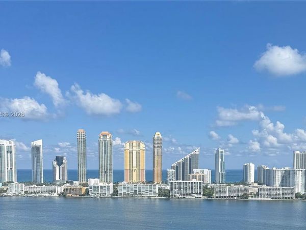 4000 Island Blvd, Unit 2402, Aventura, FL 33160