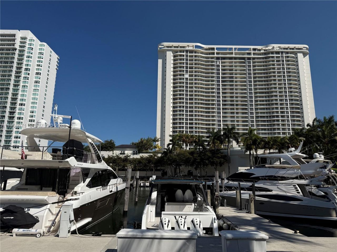 4000 Island Blvd, Unit 2402, Aventura, FL 33160 Photo