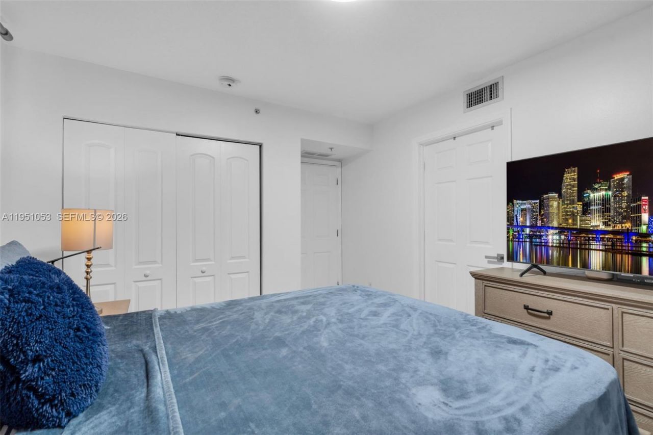 2647 NW 25th Ave, Unit 507, Miami, FL 33142 Photo