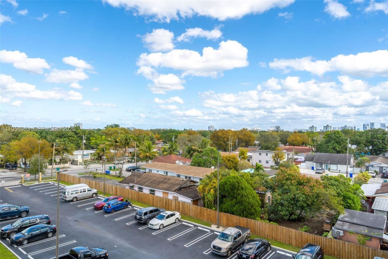 2647 NW 25th Ave, Unit 507, Miami, FL 33142 Photo