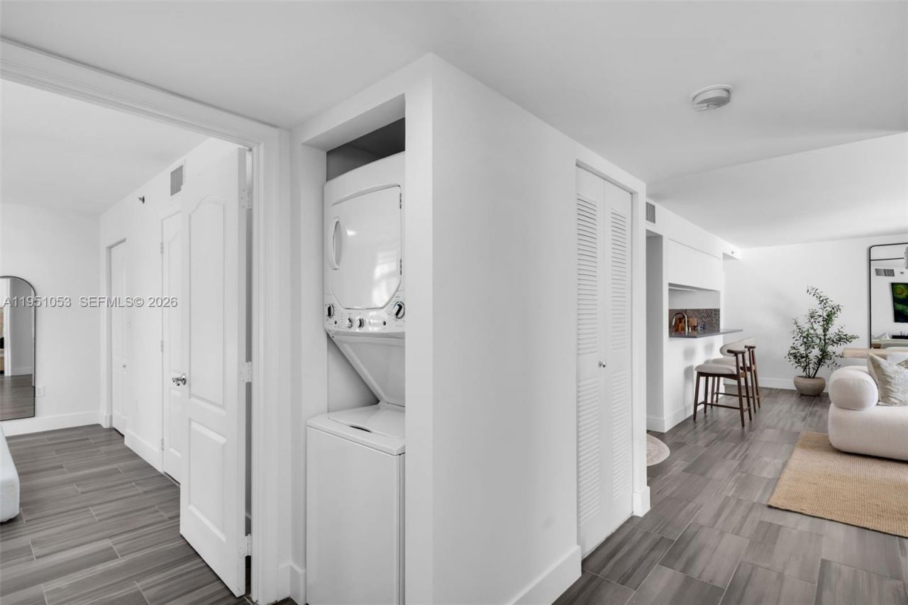 2647 NW 25th Ave, Unit 507, Miami, FL 33142 Photo