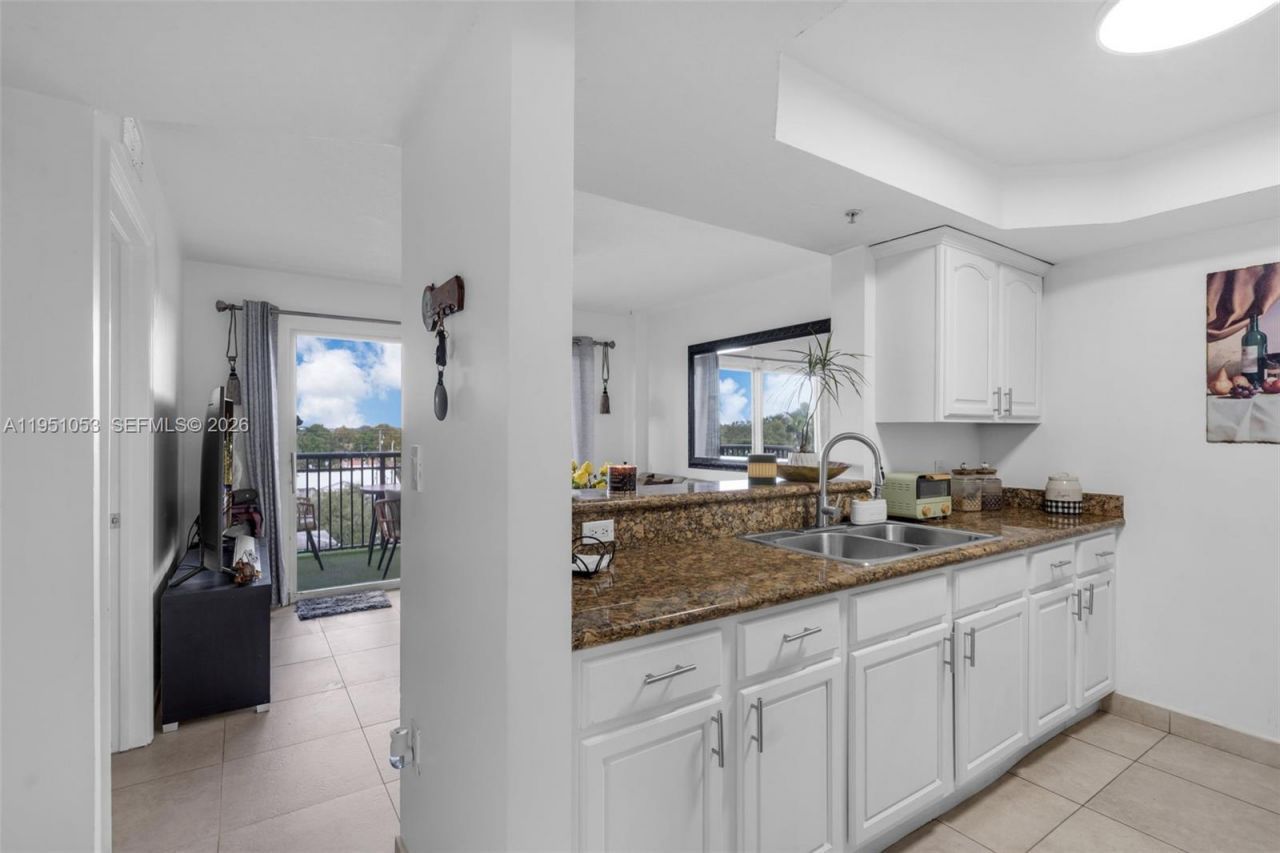 2647 NW 25th Ave, Unit 507, Miami, FL 33142 Photo