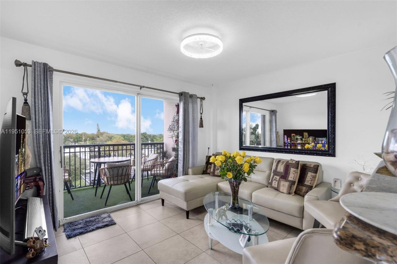 2647 NW 25th Ave, Unit 507, Miami, FL 33142 Photo