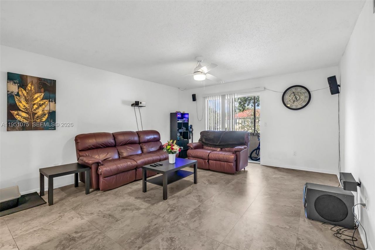 10772 La Placida Dr, Unit 7-203, Coral Springs, FL 33065 Photo