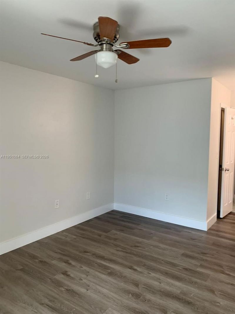 442 NE 210th Cir Ter, Unit 201-5, Miami, FL 33179 Photo