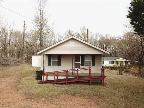 2333 University Avenue, Oxford, MS 38655