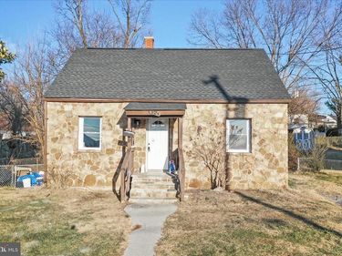 365 W 9TH STREET, FRONT ROYAL, VA 22630