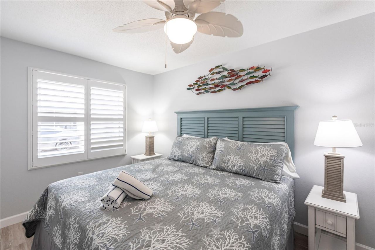 6020 Midnight Pass Road, Unit 30, Sarasota, FL 34242 Photo