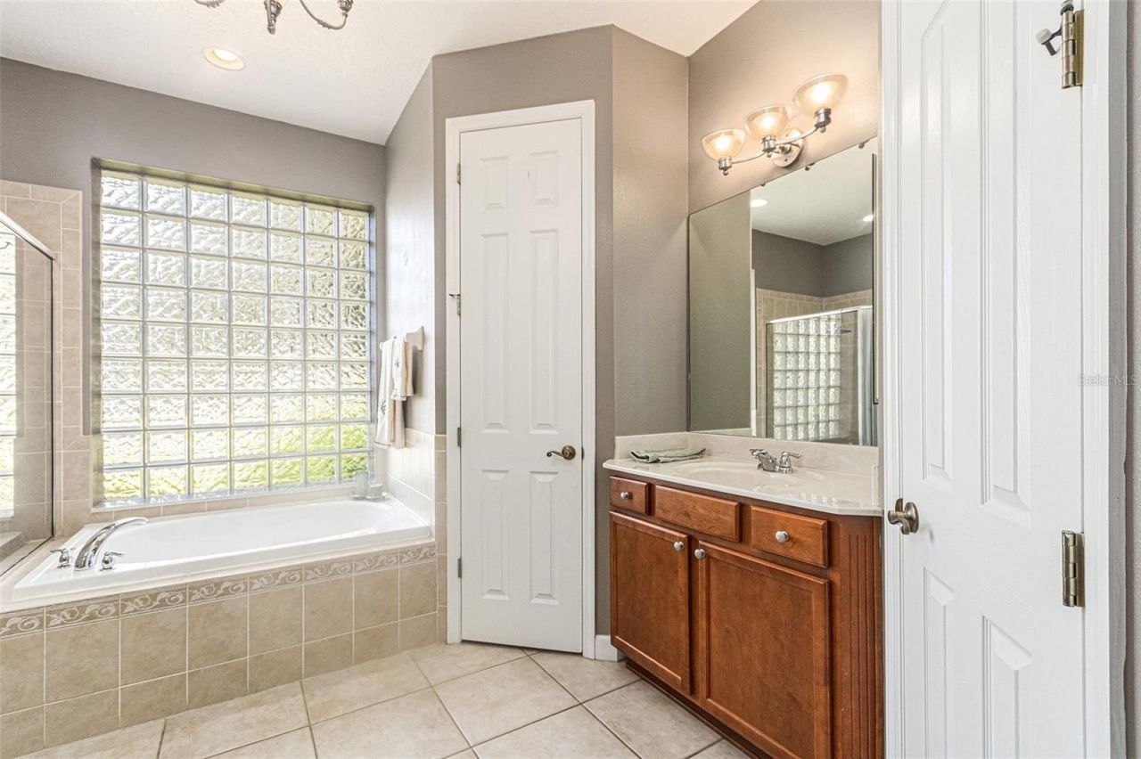 36806 Winfield Court, Grand Island, FL 32735 Photo