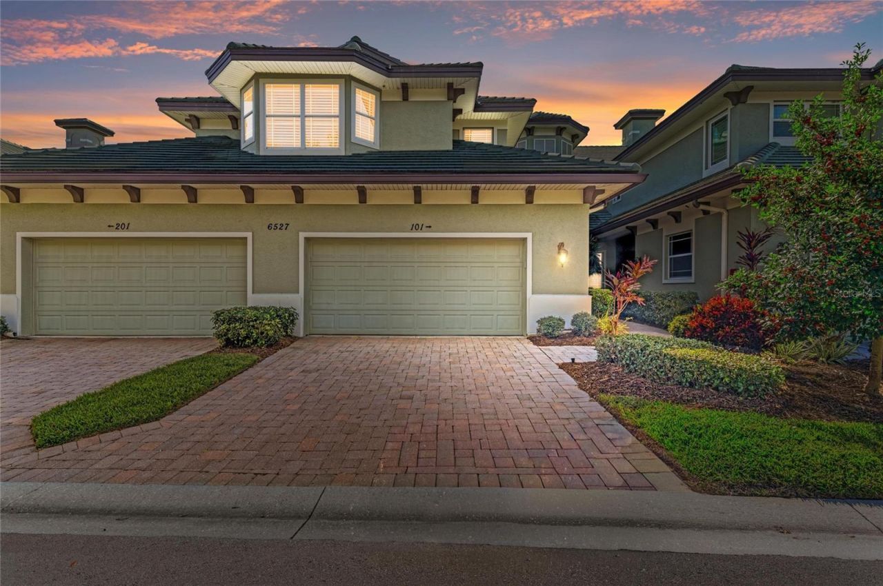 6527 Moorings Point Circle, Unit 101, Lakewood Ranch, FL 34202 Photo