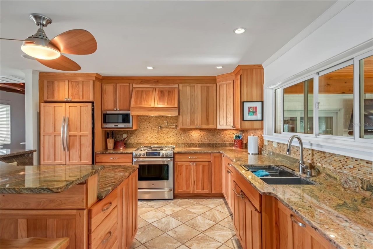 9760 W Highway 316, Reddick, FL 32686 Photo