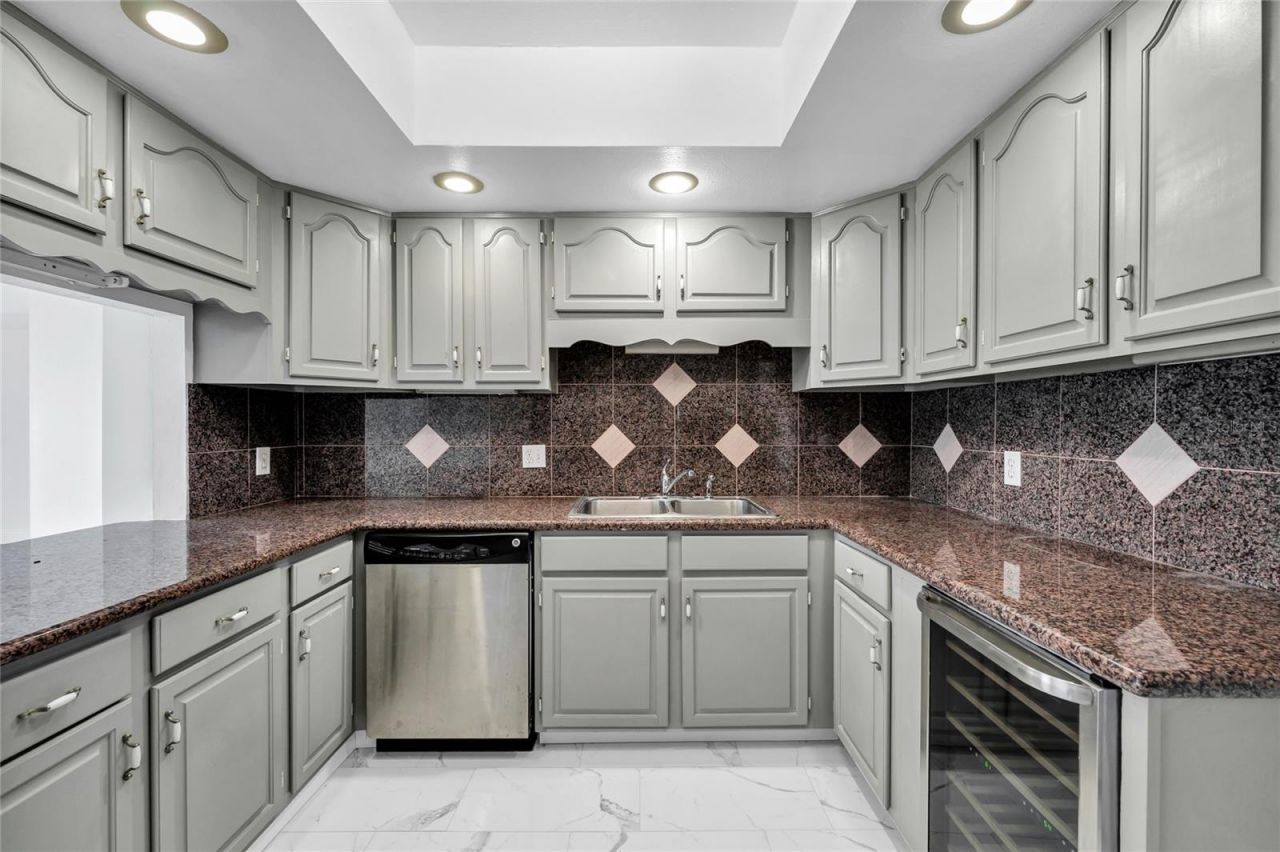 7550 Hinson Street, Unit 10A, Orlando, FL 32819 Photo