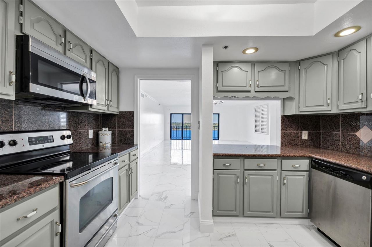 7550 Hinson Street, Unit 10A, Orlando, FL 32819 Photo