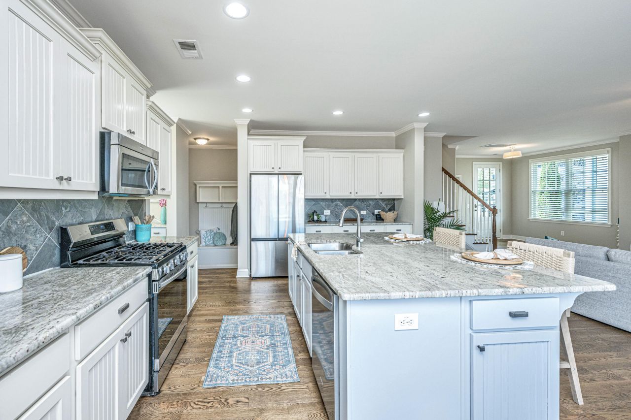 1193 Ayers Plantation Way Photo 8