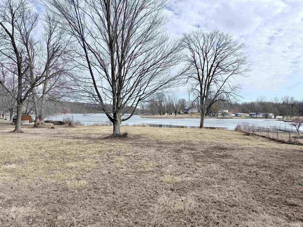 W Northshore Drive, Columbia City, IN 46725