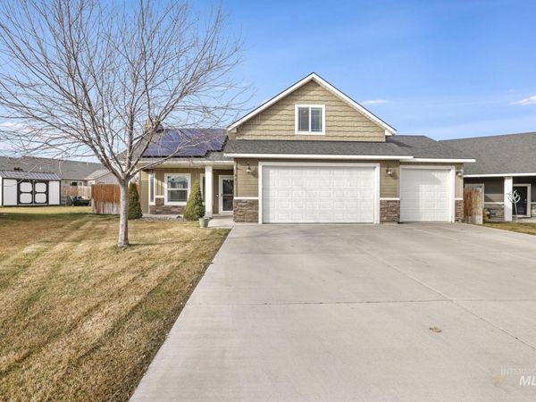 321 Arrow Street, Twin Falls, ID 83301