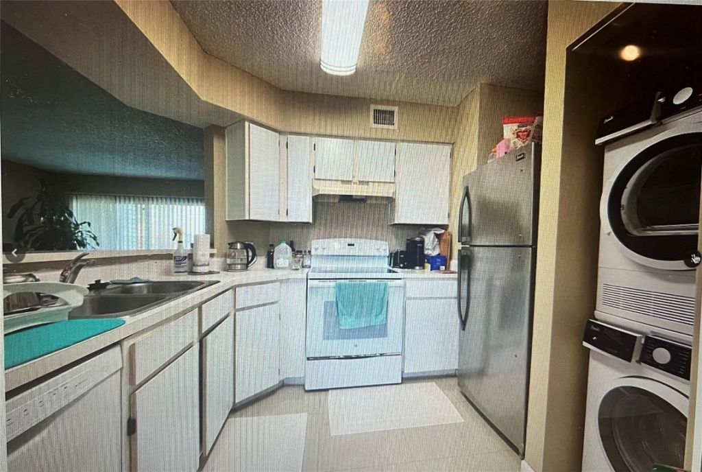 3405 NW 44th Street, Unit 105, Lauderdale Lakes, FL 33309 Photo