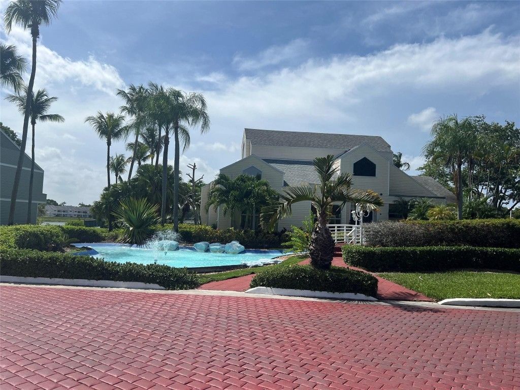 3405 NW 44th Street, Unit 105, Lauderdale Lakes, FL 33309 Photo