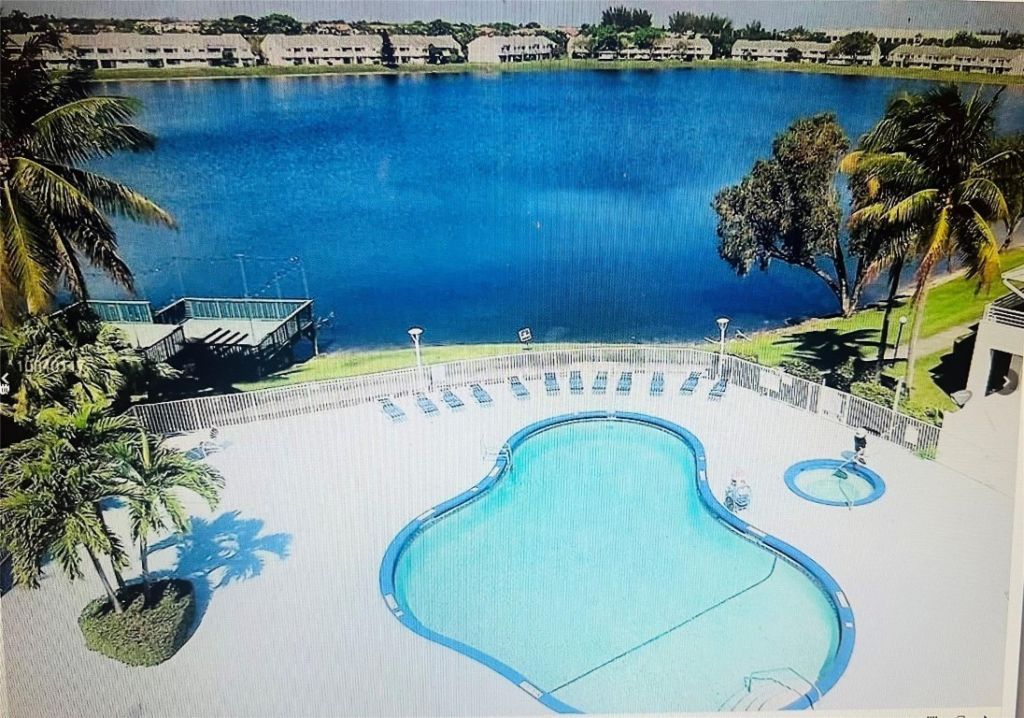 3405 NW 44th Street, Unit 105, Lauderdale Lakes, FL 33309 Photo