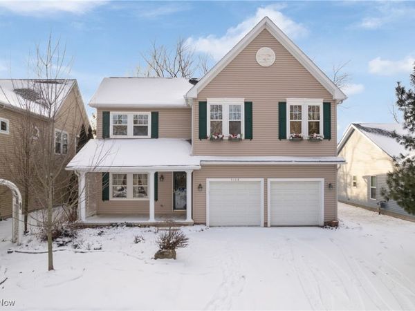 3108 Vermont Place, Green, OH 44312