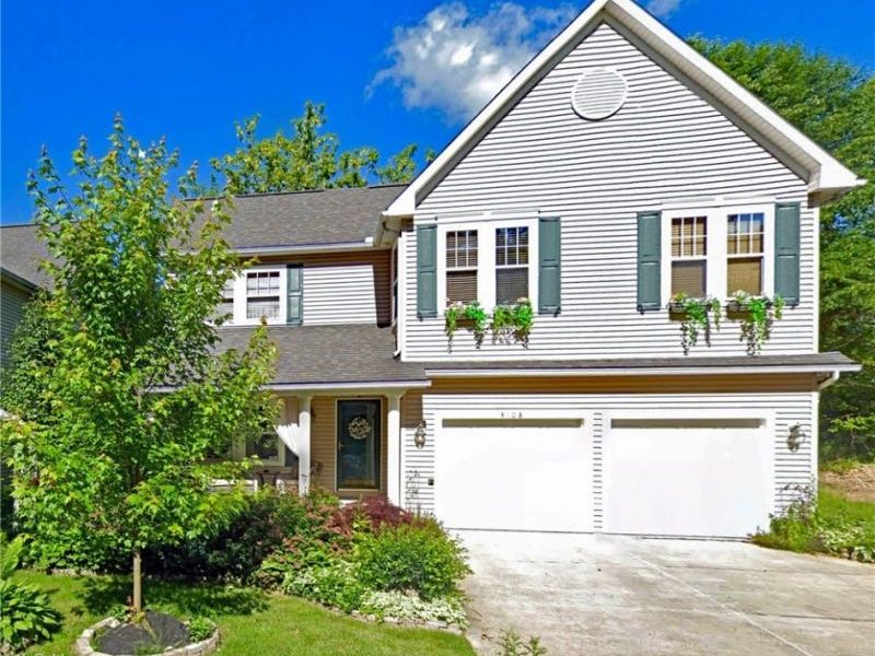 3108 Vermont Place, Green, OH 44312 Photo 2