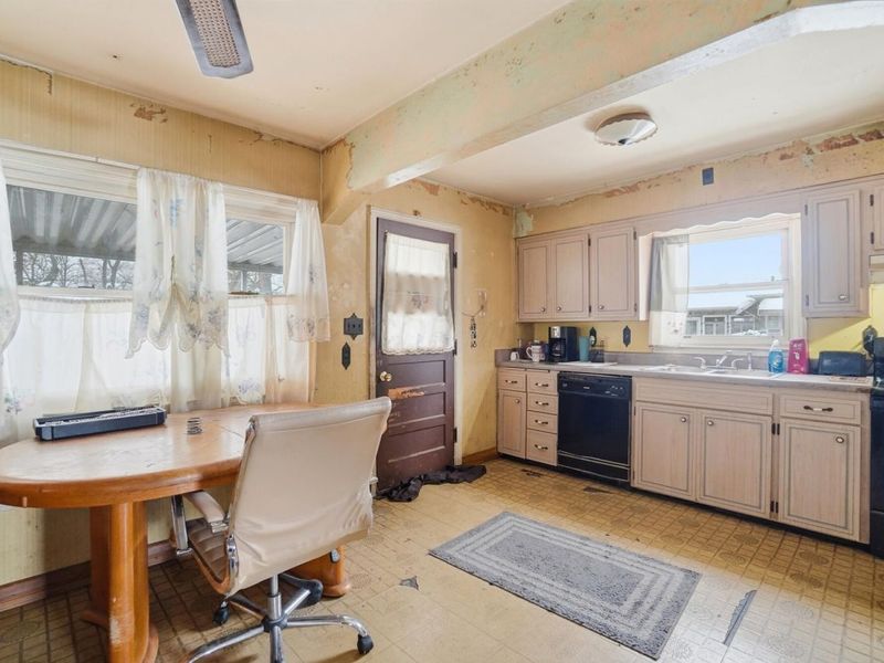 1571 Wilson Avenue, Columbus, OH 43207 Photo 12