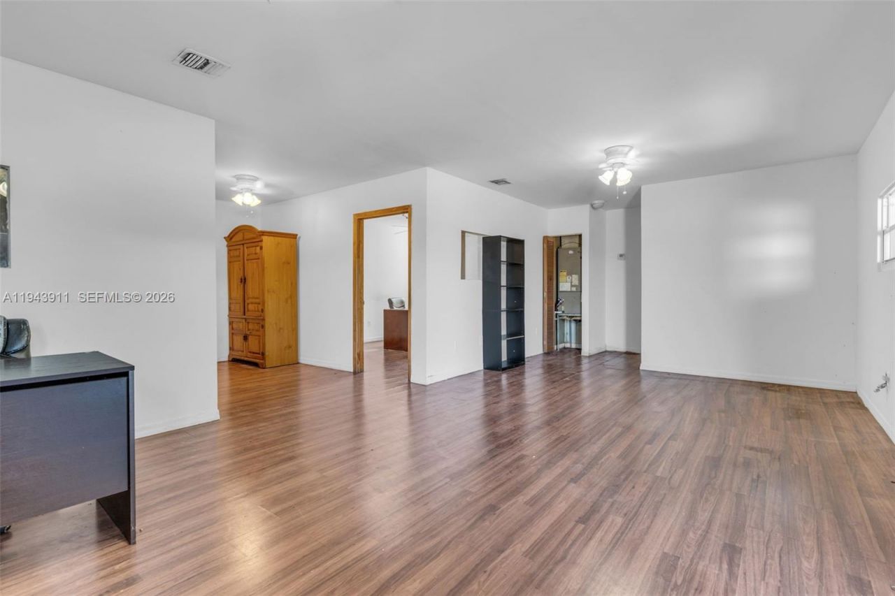 20601 SW 194th Ave, Miami, FL 33187 Photo