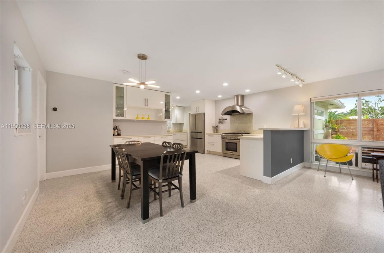 1734 W Las Olas Blvd, Fort Lauderdale, FL 33312 Photo