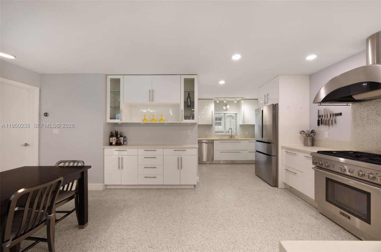 1734 W Las Olas Blvd, Fort Lauderdale, FL 33312 Photo