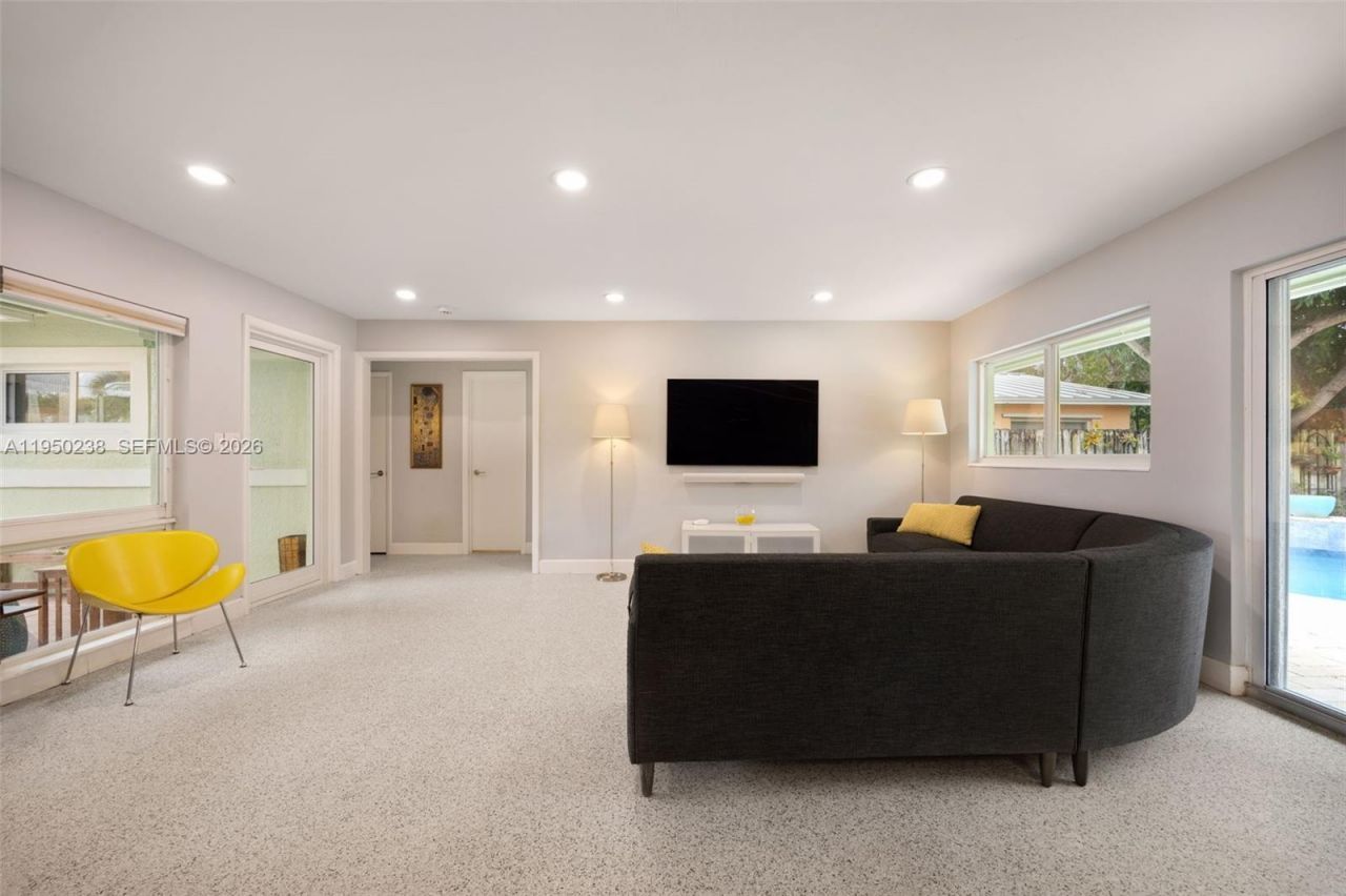 1734 W Las Olas Blvd, Fort Lauderdale, FL 33312 Photo