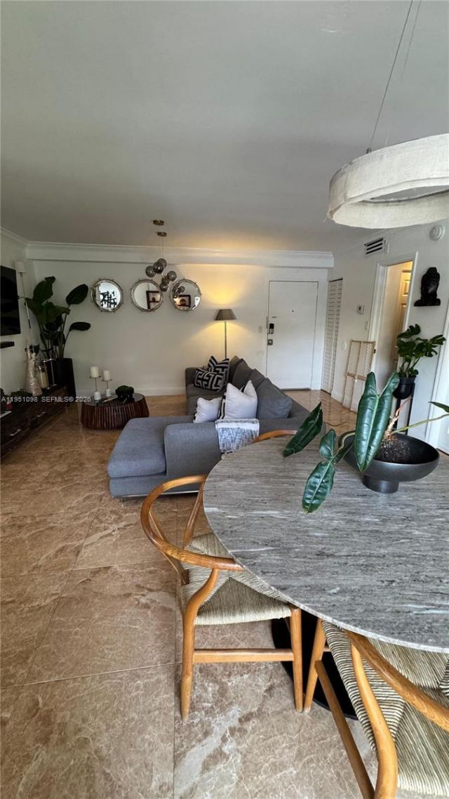 4713 NW 7th St , Unit 205-1, Miami, FL 33126 Photo