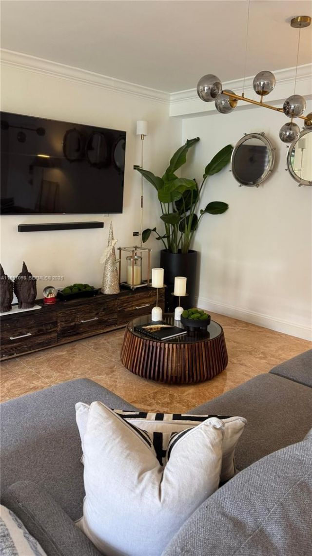 4713 NW 7th St , Unit 205-1, Miami, FL 33126 Photo