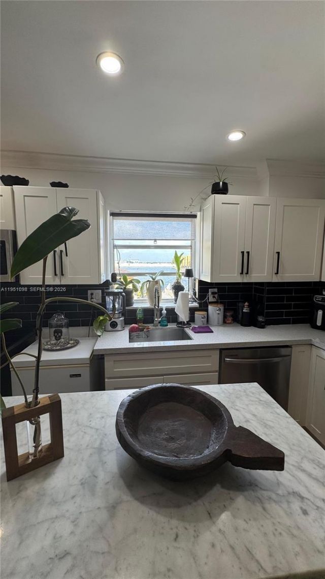 4713 NW 7th St , Unit 205-1, Miami, FL 33126 Photo