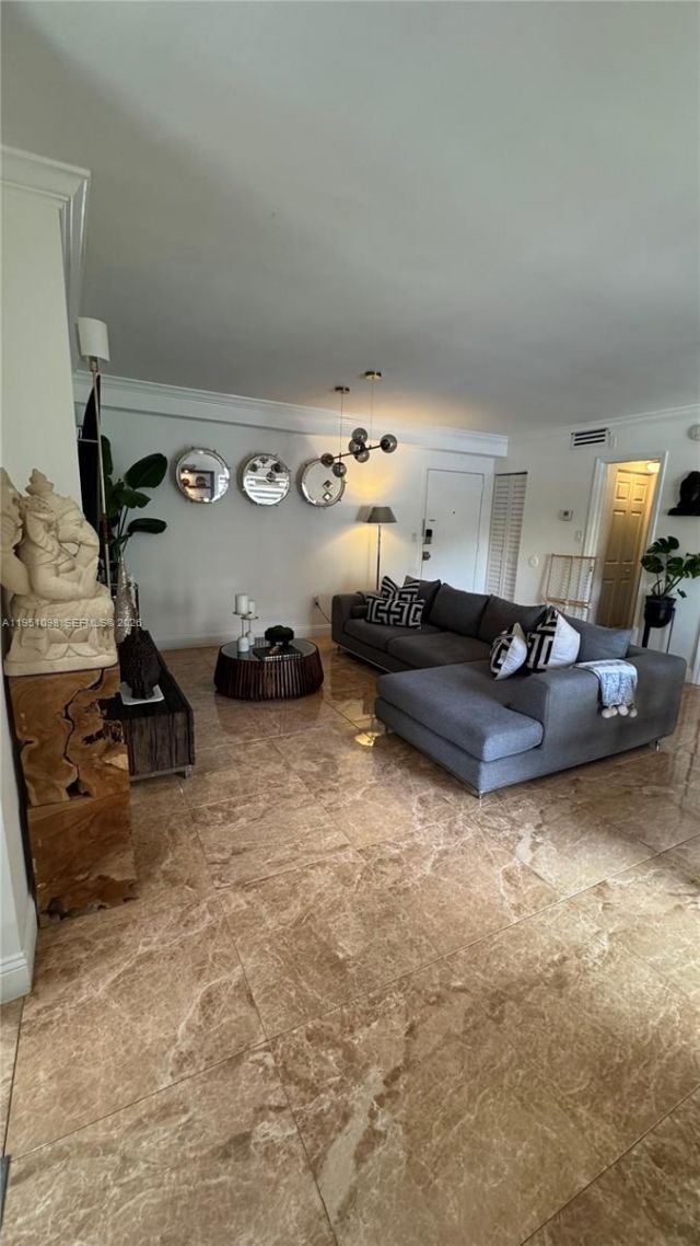 4713 NW 7th St , Unit 205-1, Miami, FL 33126 Photo