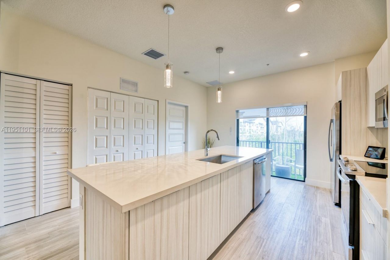 7831 NW 104th Ave, Unit 23, Doral, FL 33178 Photo