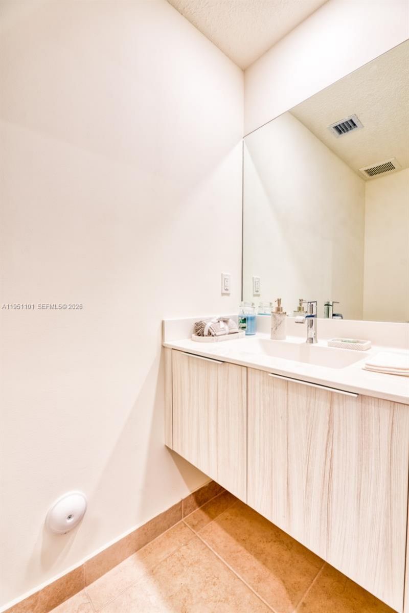 7831 NW 104th Ave, Unit 23, Doral, FL 33178 Photo