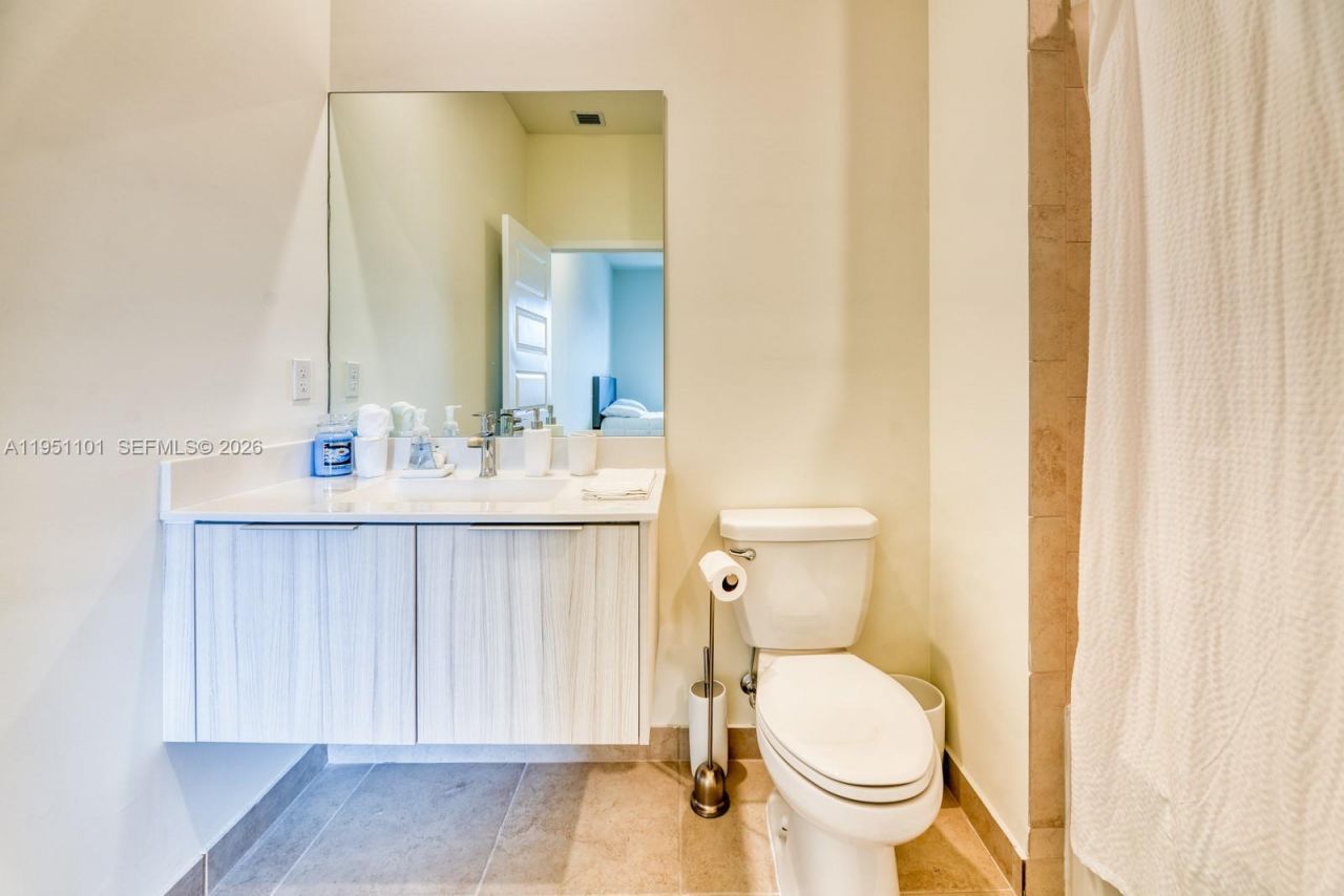 7831 NW 104th Ave, Unit 23, Doral, FL 33178 Photo