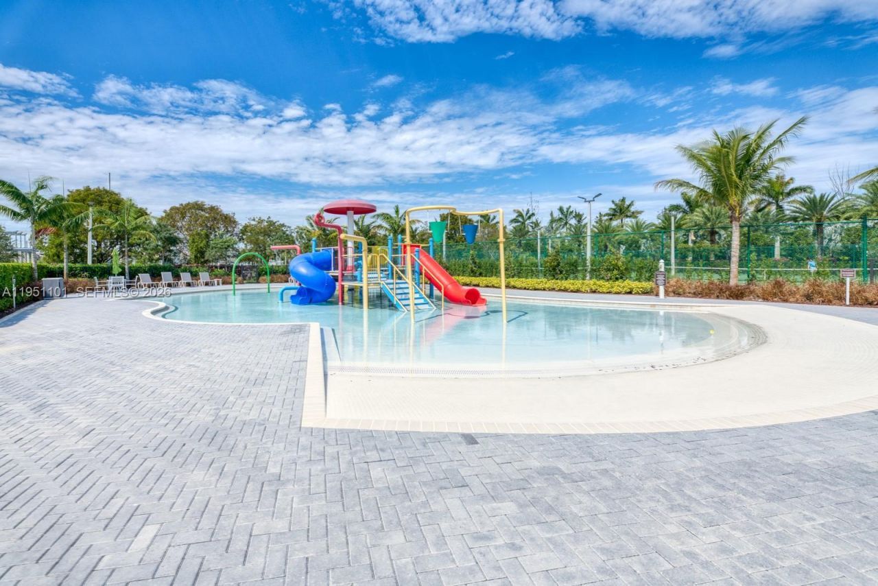 7831 NW 104th Ave, Unit 23, Doral, FL 33178 Photo