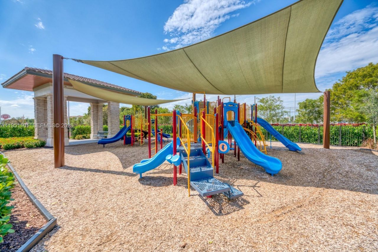 7831 NW 104th Ave, Unit 23, Doral, FL 33178 Photo