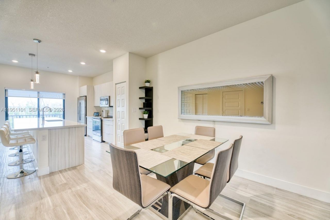 7831 NW 104th Ave, Unit 23, Doral, FL 33178 Photo