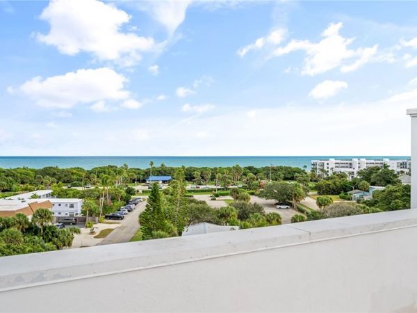 935 E Causeway Boulevard, Unit 401, Vero Beach, FL 32963