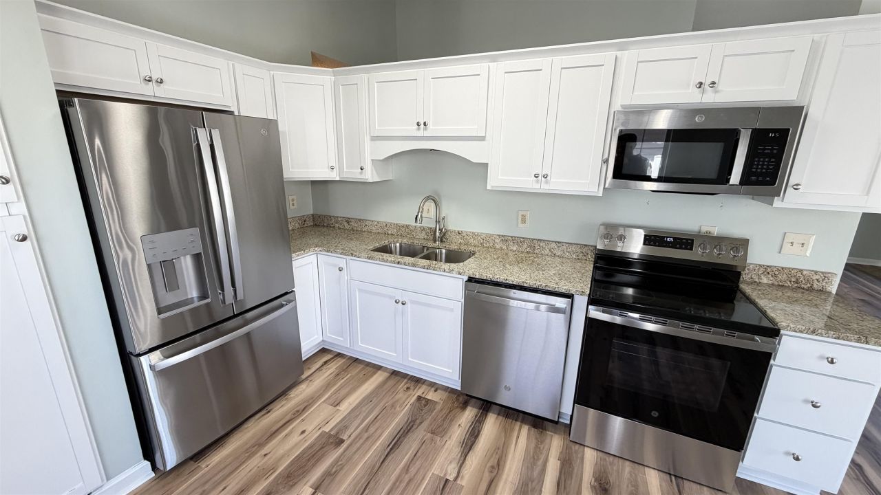 1371 Tranquility Ln. Photo 7