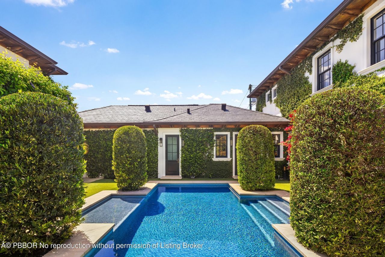 1053 N Lake Way, Palm Beach, FL 33480 Photo