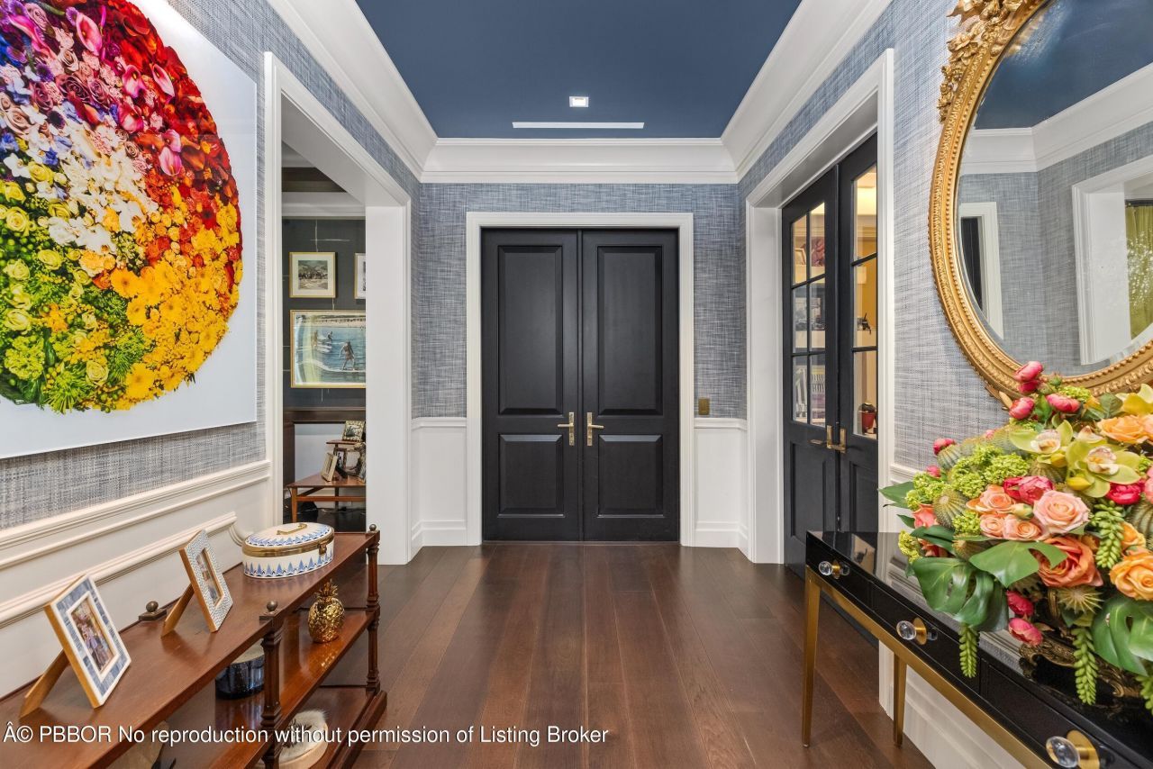 1053 N Lake Way, Palm Beach, FL 33480 Photo