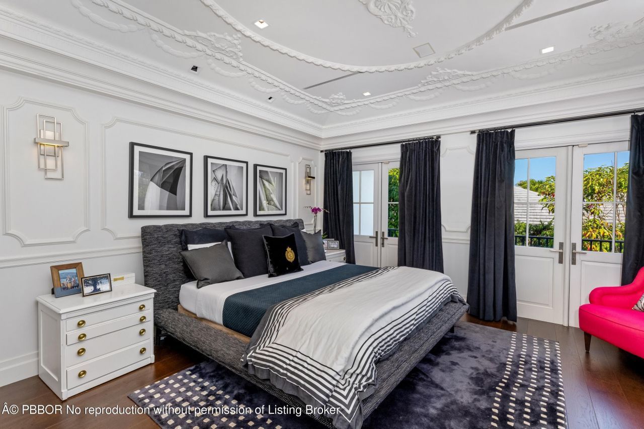 1053 N Lake Way, Palm Beach, FL 33480 Photo